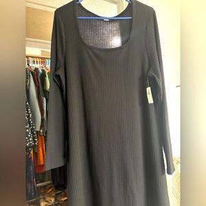 Elegant Black Ribbed Dress